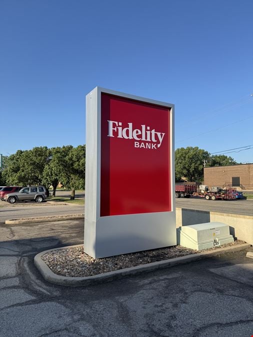 Former Fidelity Bank Branch