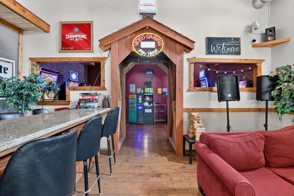 Benderz - 400 Washington St, Auburn IL  62615