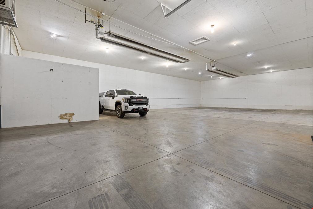 5629 Bob Ln