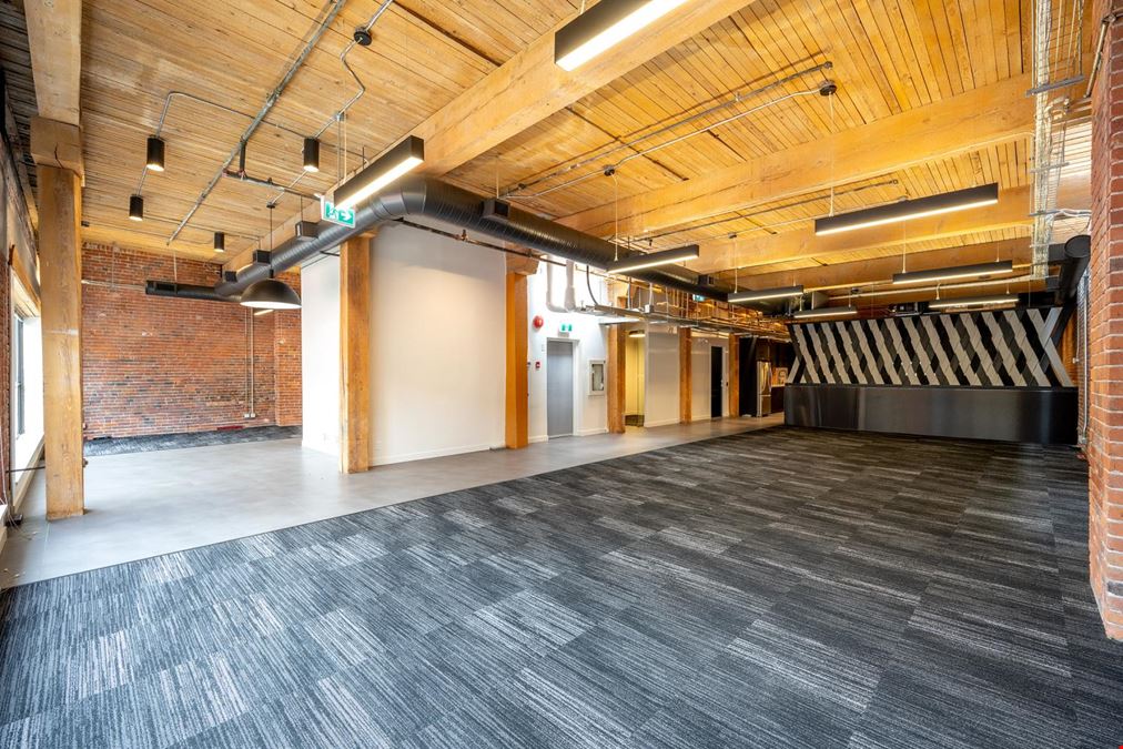 400-1120 Hamilton Street, Vancouver, BC