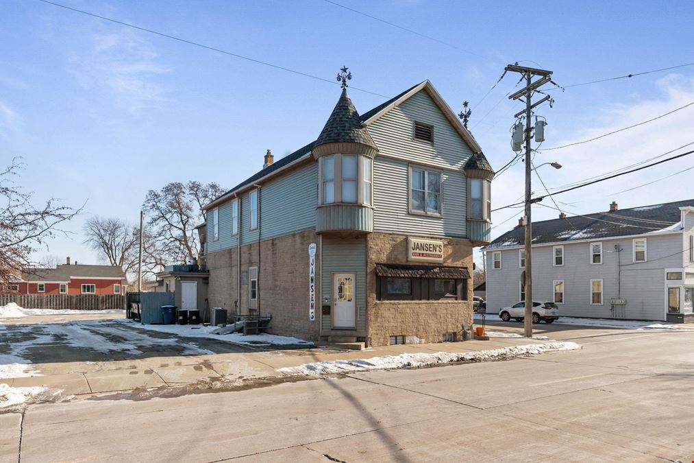 344 Bowen St