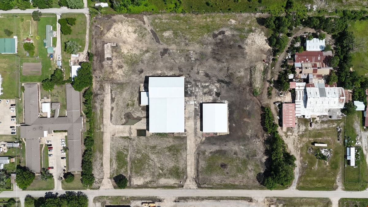 1100 E 14th St. - Industrial