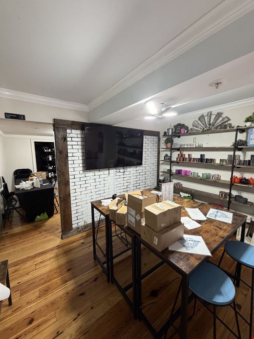 1520 Main Street - Suite B