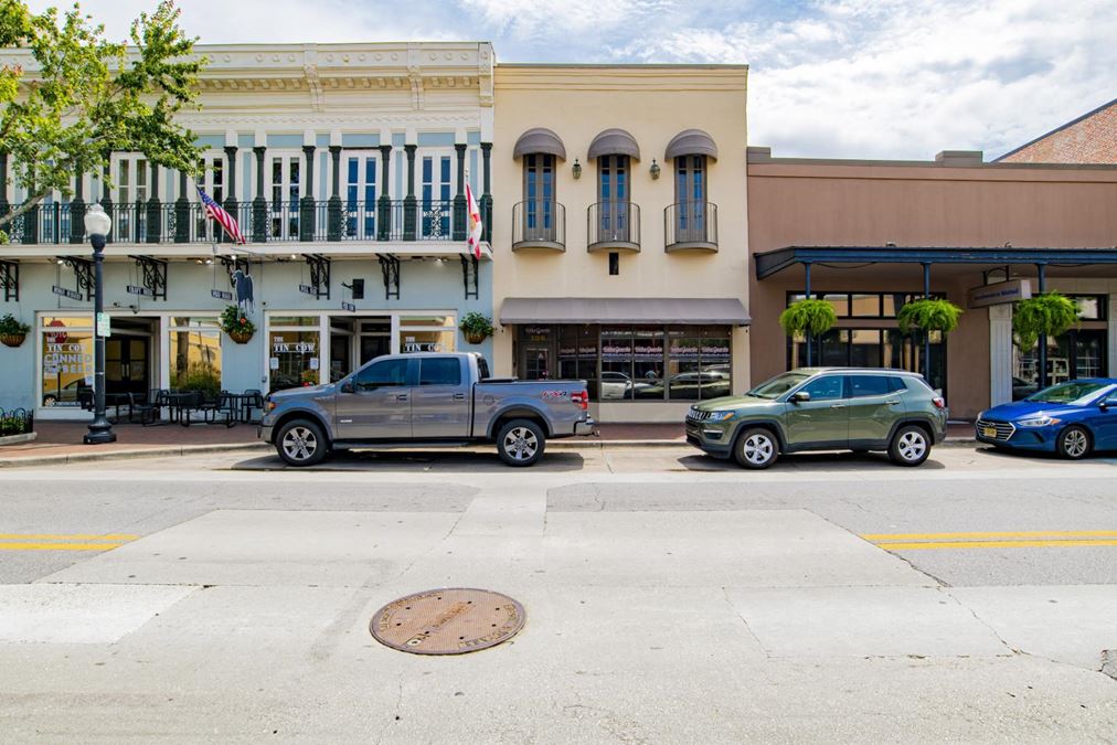 Prime Downtown Retail Location