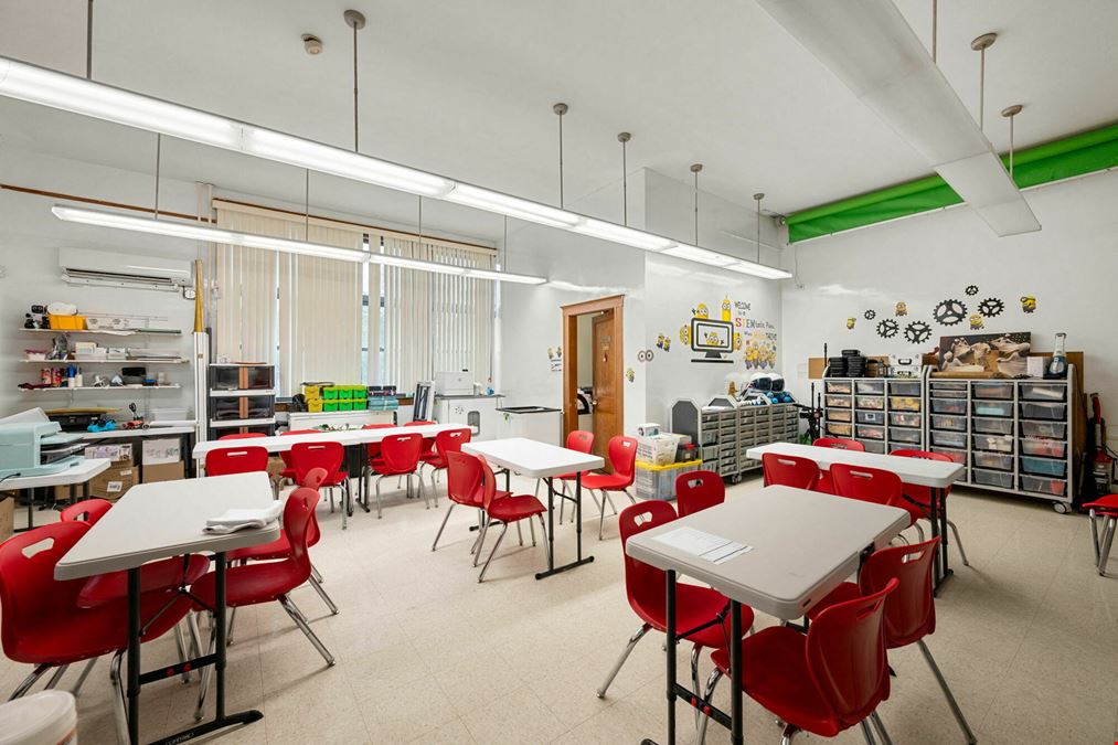 Rare 33,460 SF Single-User Educational Opportunity | North Cambridge, MA