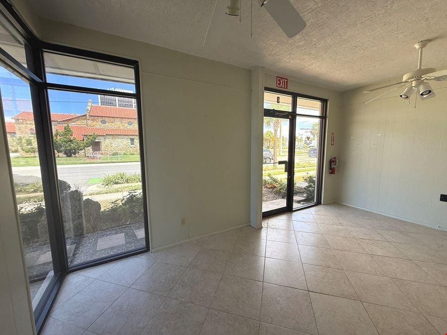 Multi-Tenant Beachside Office