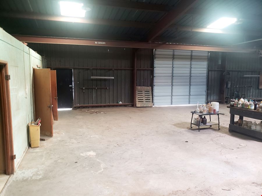 2 Drive-In Bay Shop with Chain Hoist - Leased!