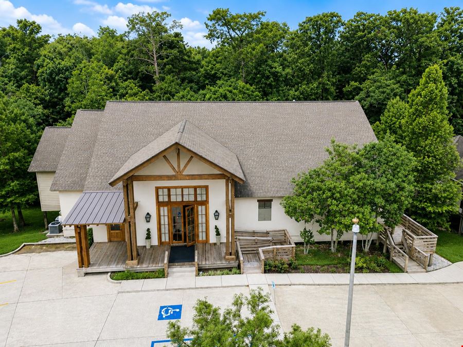 Beautiful Garden Office Overlooking BREC Bluebonnet Swamp