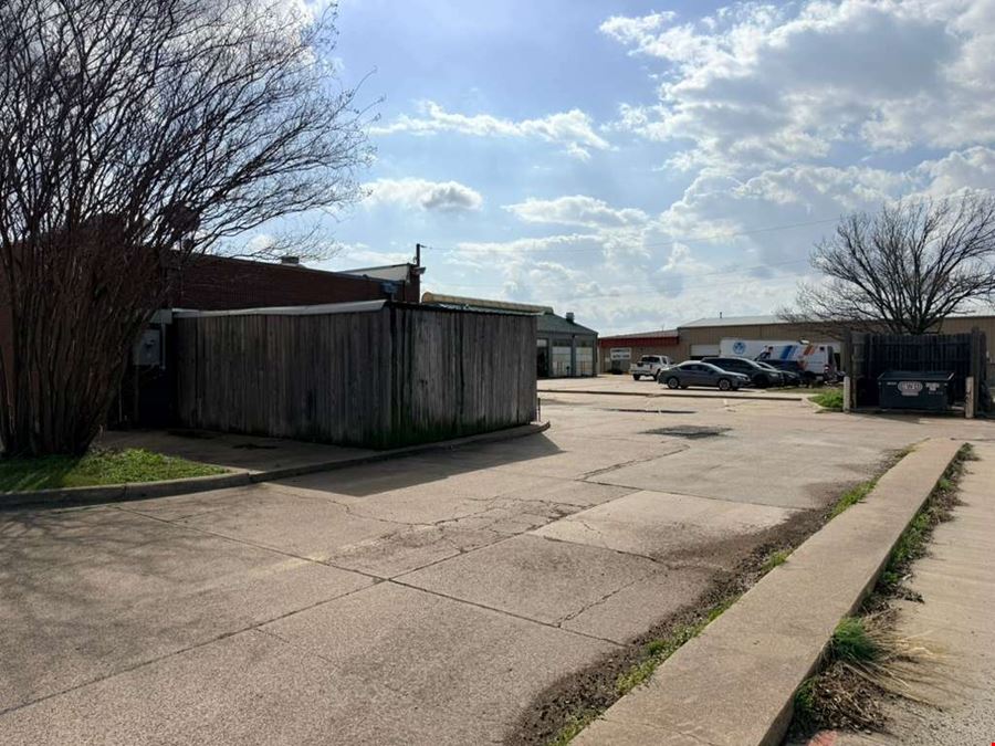 Second-Gen Freestanding Restaurant | Owner-User Opportunity