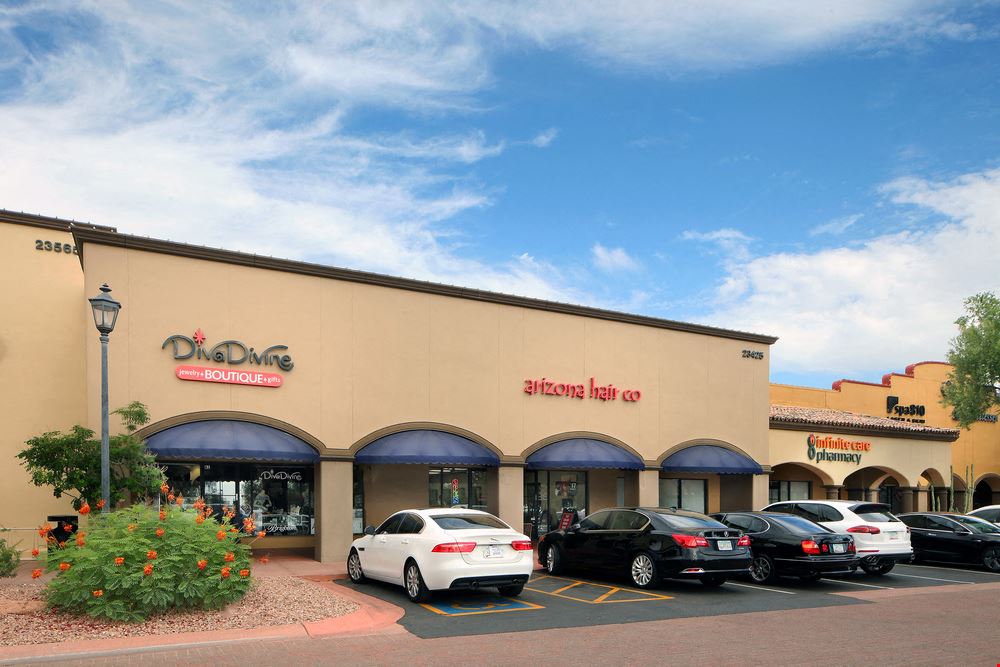 Pinnacle of Scottsdale | Safeway, Starbucks, Merrill Lynch Anchored Neighborhood Center