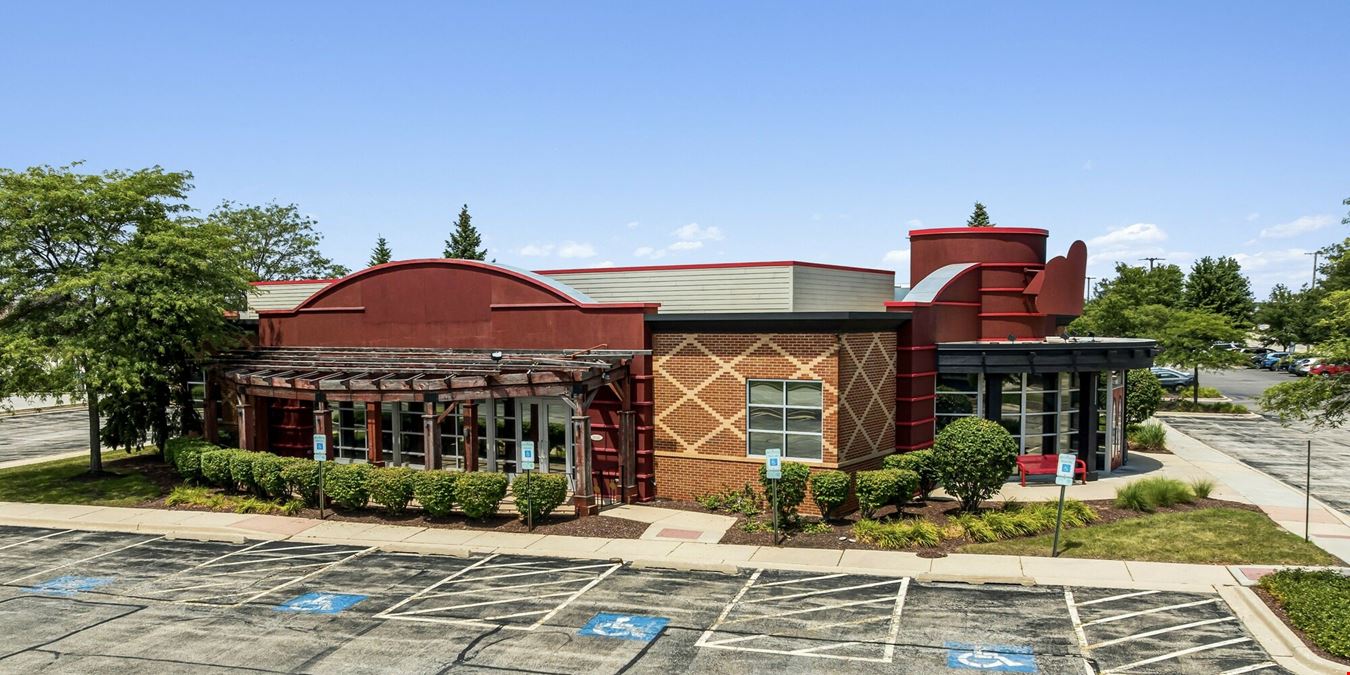 Vacant Red Robin