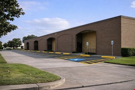 Preview of Industrial space for Rent at 7230-7238 Wynnwood