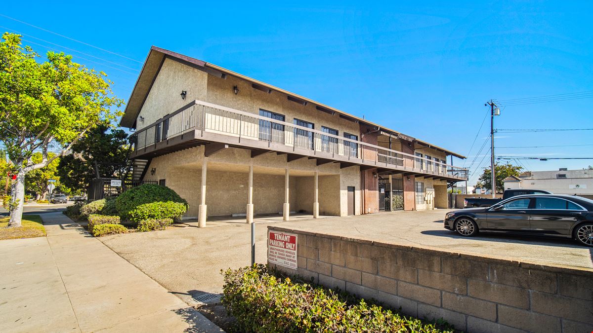 800 E Wardlow Rd