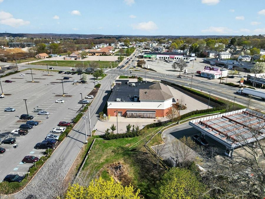 1 Eddie Dowling Highway