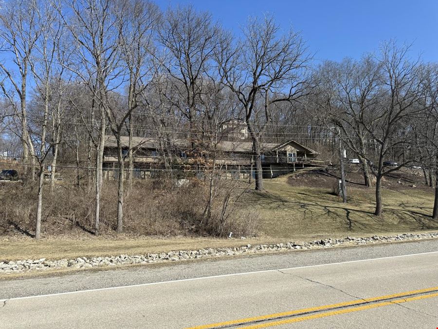 7601 John Deere Pkwy, Lease