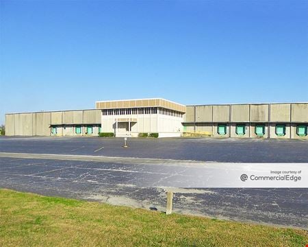 Preview of commercial space at 6026 SE 83rd Street