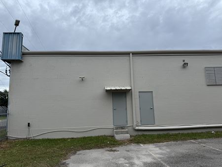 Preview of commercial space at 5017 North Coolidge Avenue
