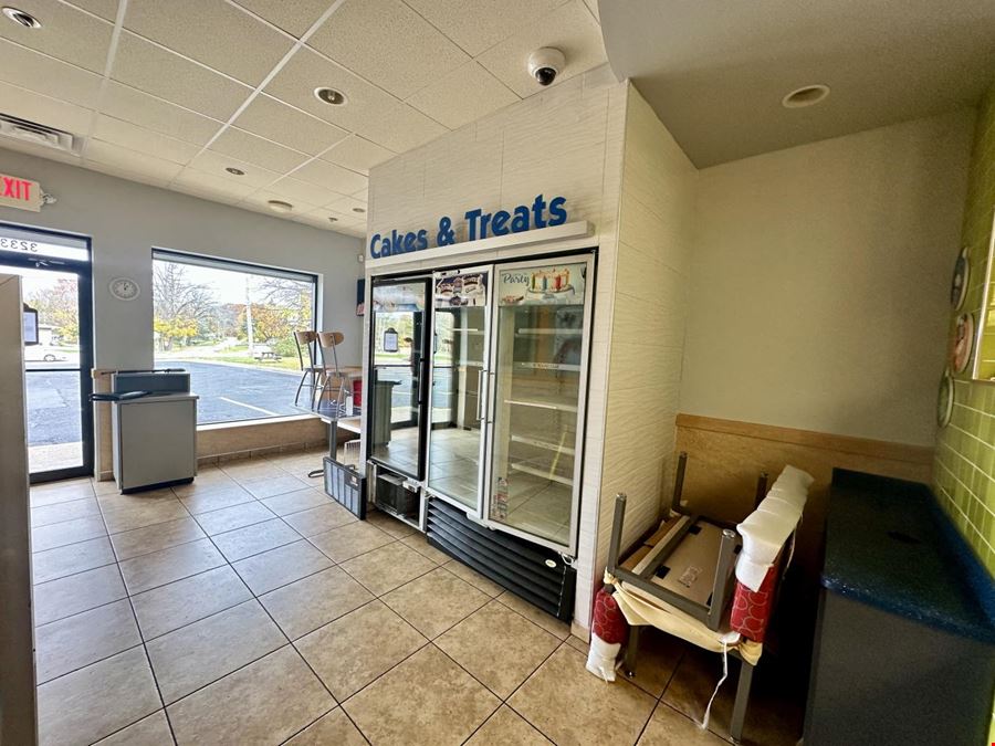 Retail Drive Through on Saginaw Hwy Lansing