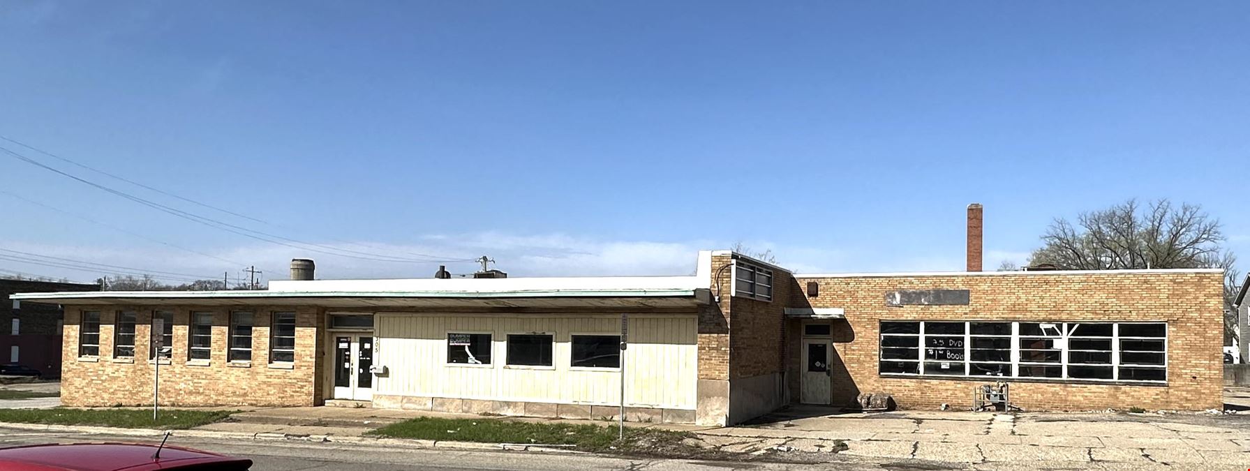 305 South Center Street