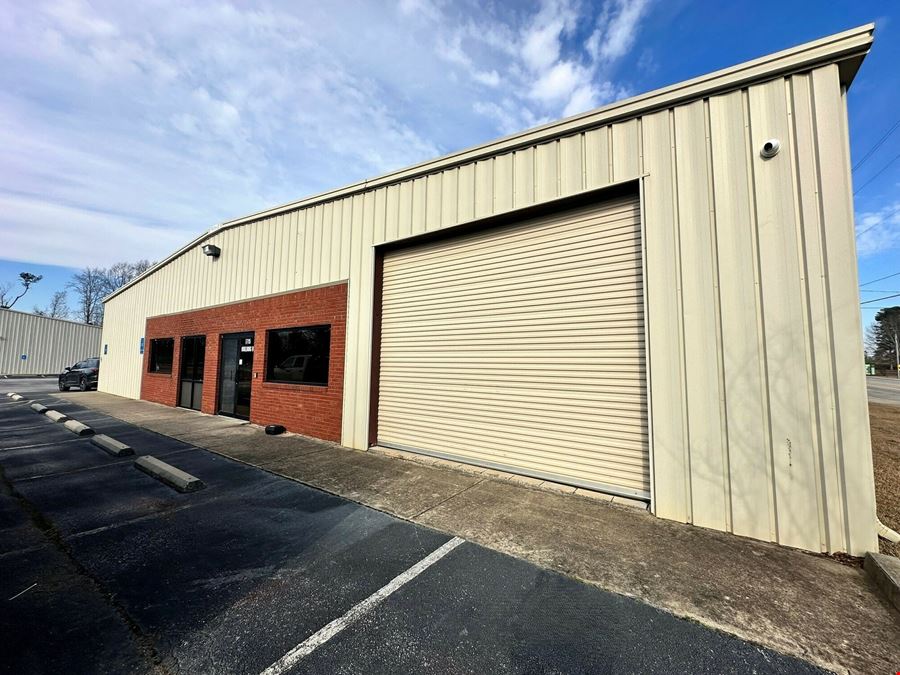 1713 & 1715 Newnan Road
