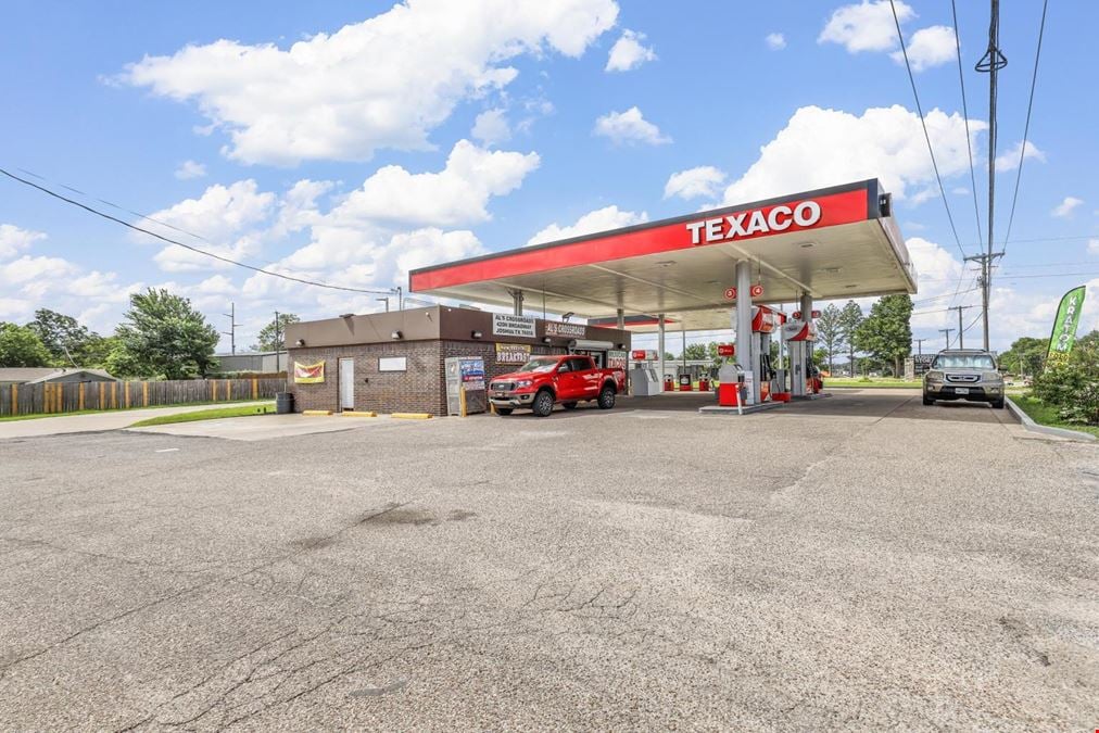 1,260 SF Convenience Store for Sale