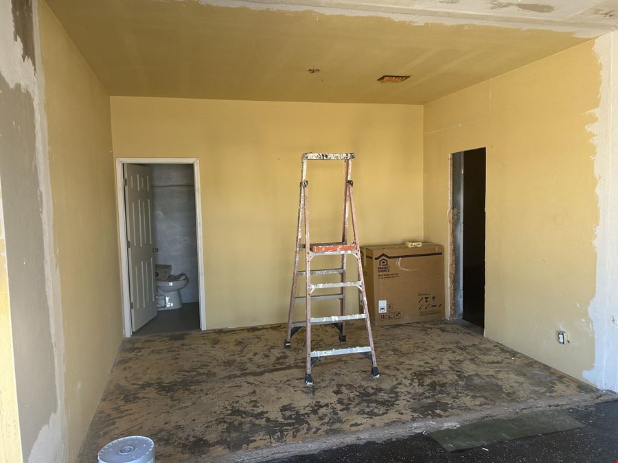 330 N Main St