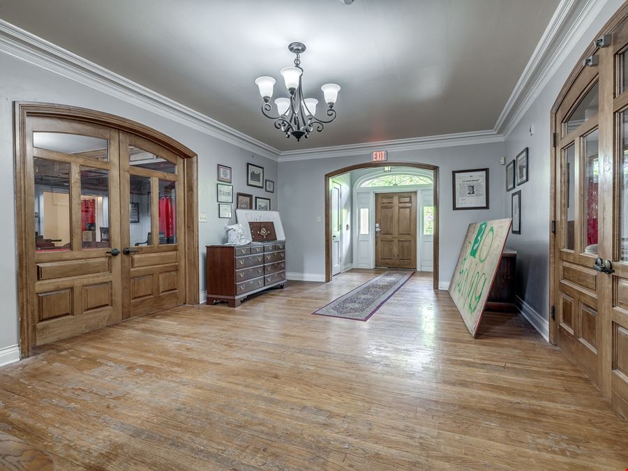 Former Fraternity House - University of Oklahoma