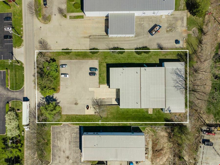 12,040 SF Stony Creek Flex-Industrial Building