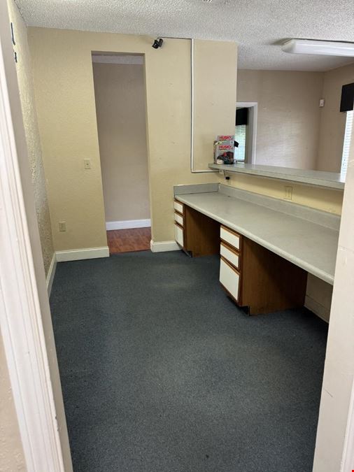 Terrific Tuskawilla Rd Location For Sale