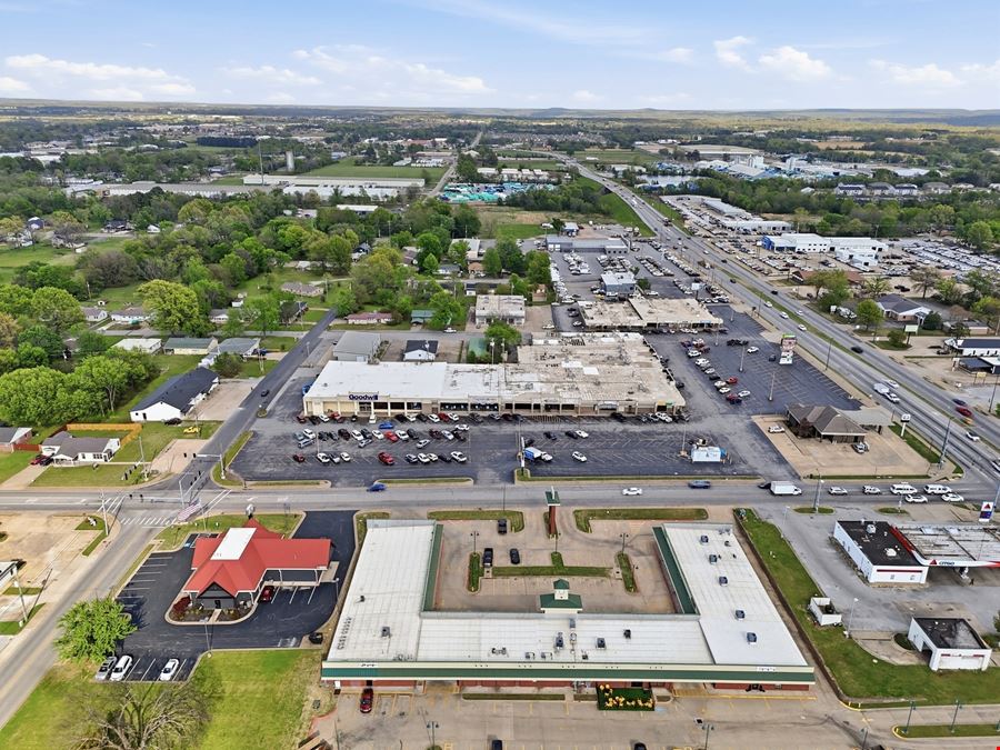 Highland Park Shopping Center