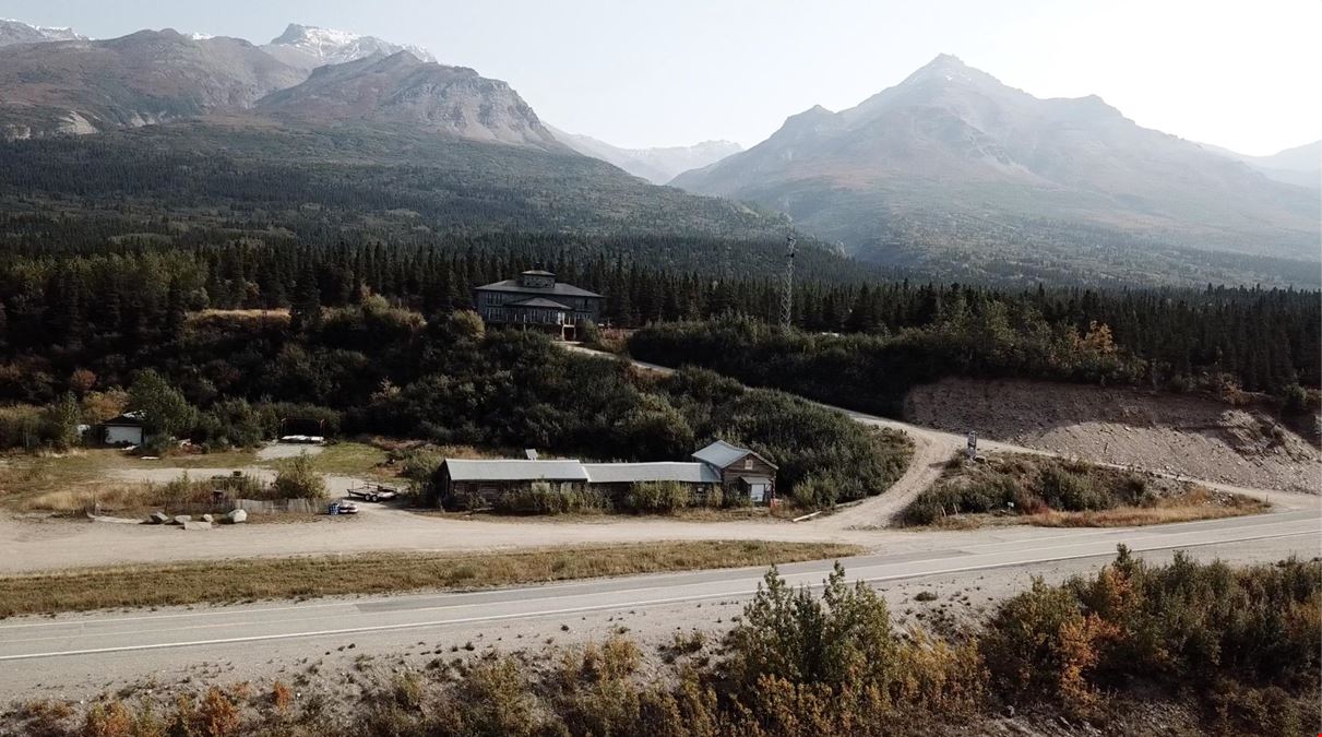 The Lodge at Black Rapids