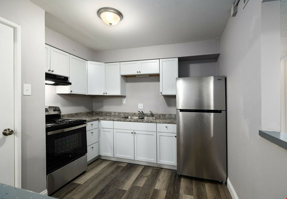 Versailles Apartments