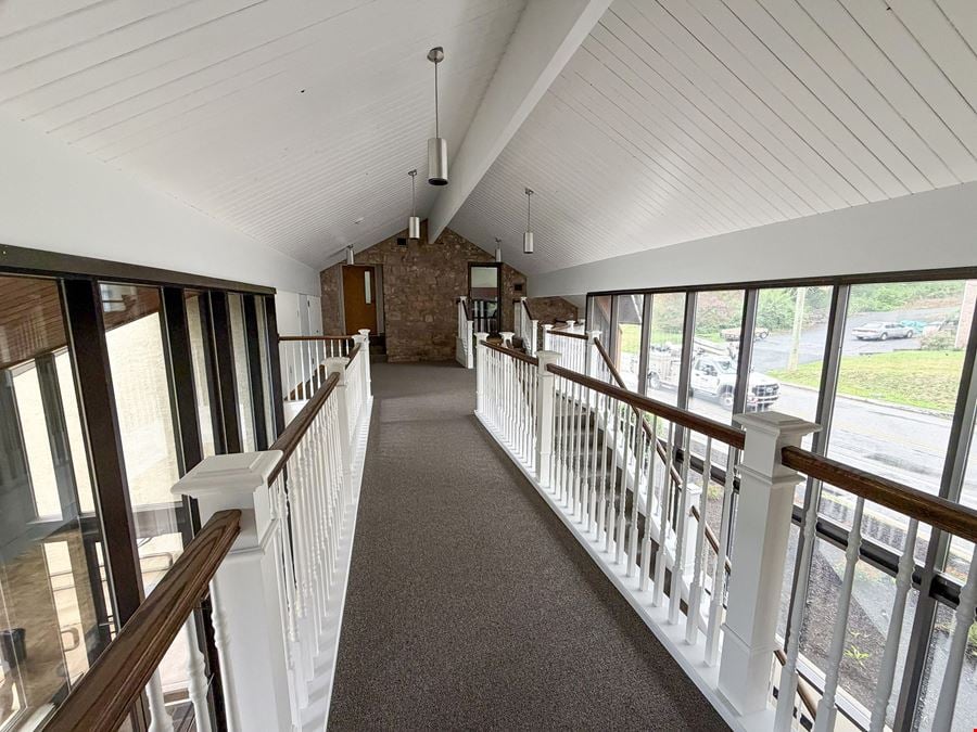 1000 Ridge Rd