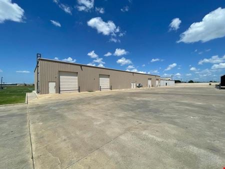Preview of Industrial space for Rent at 9915 E 51st St