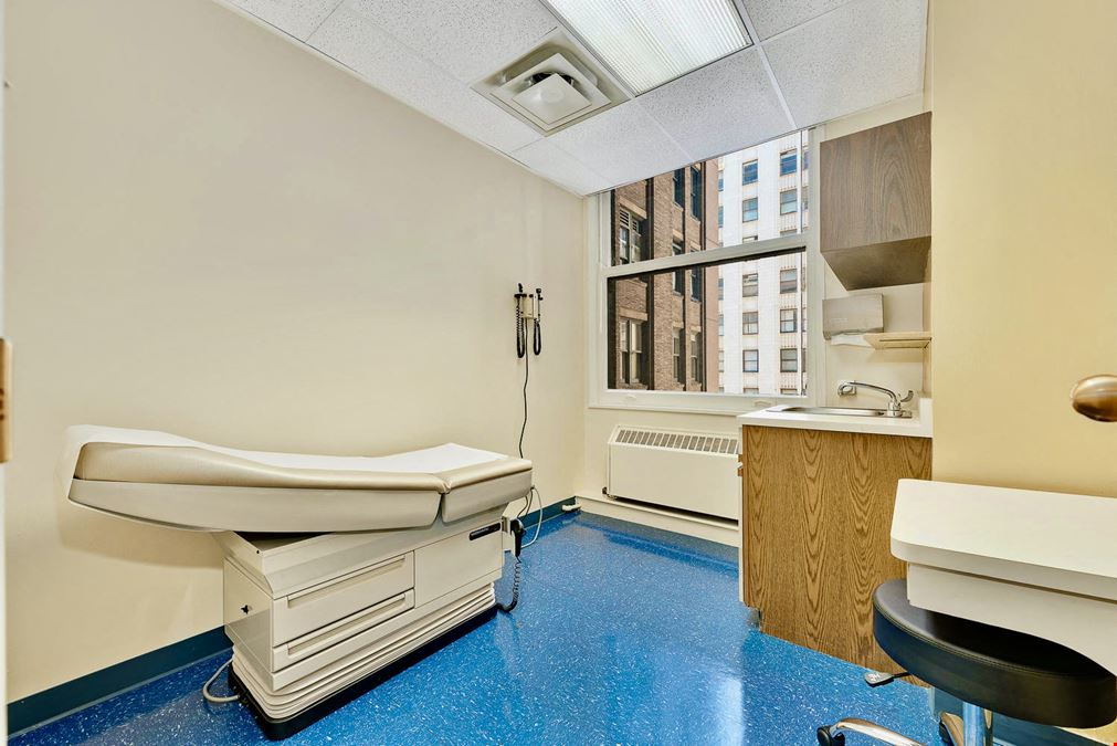 111 N Wabash Ave, Unit 1210, Chicago, IL