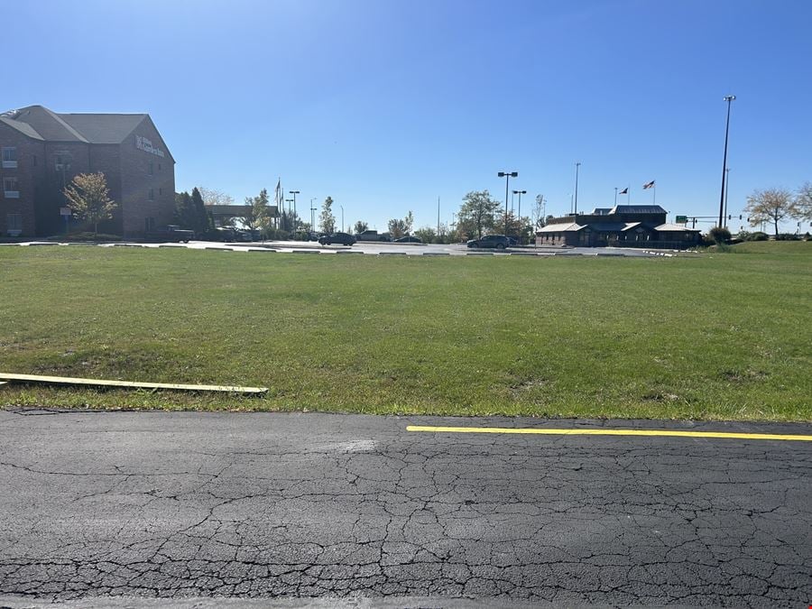 Retail Land Parcel Facing the Hilton Garden Inn LaGrange