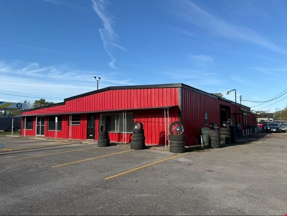 Preview of Retail space for Rent at 2510 S 4th St