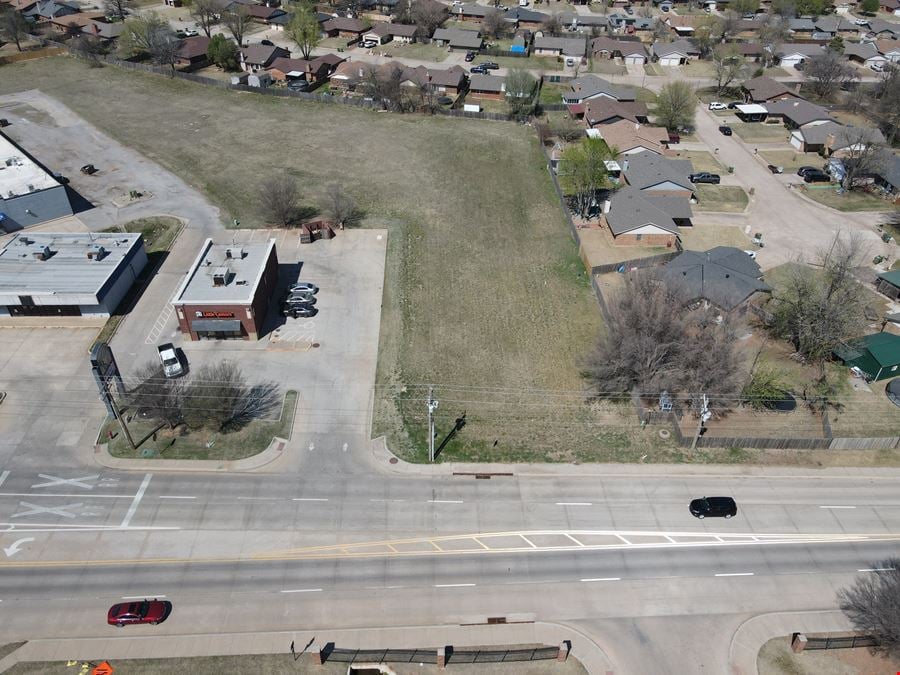 1225 East Vandament Avenue