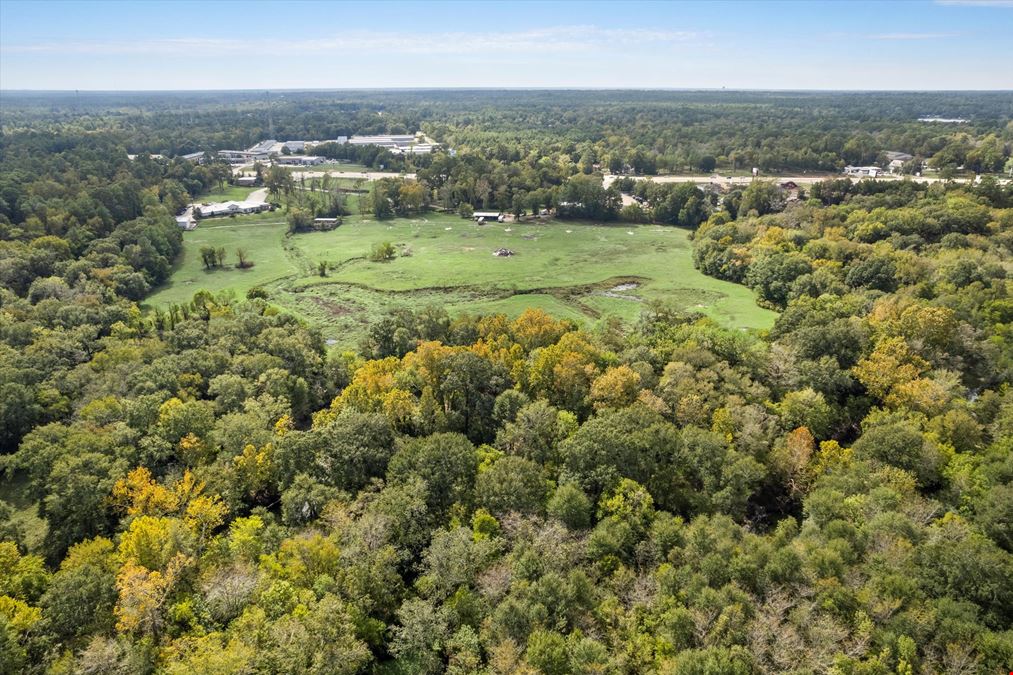 Former Creekwood Shooting Sports - 12824 Hwy 105