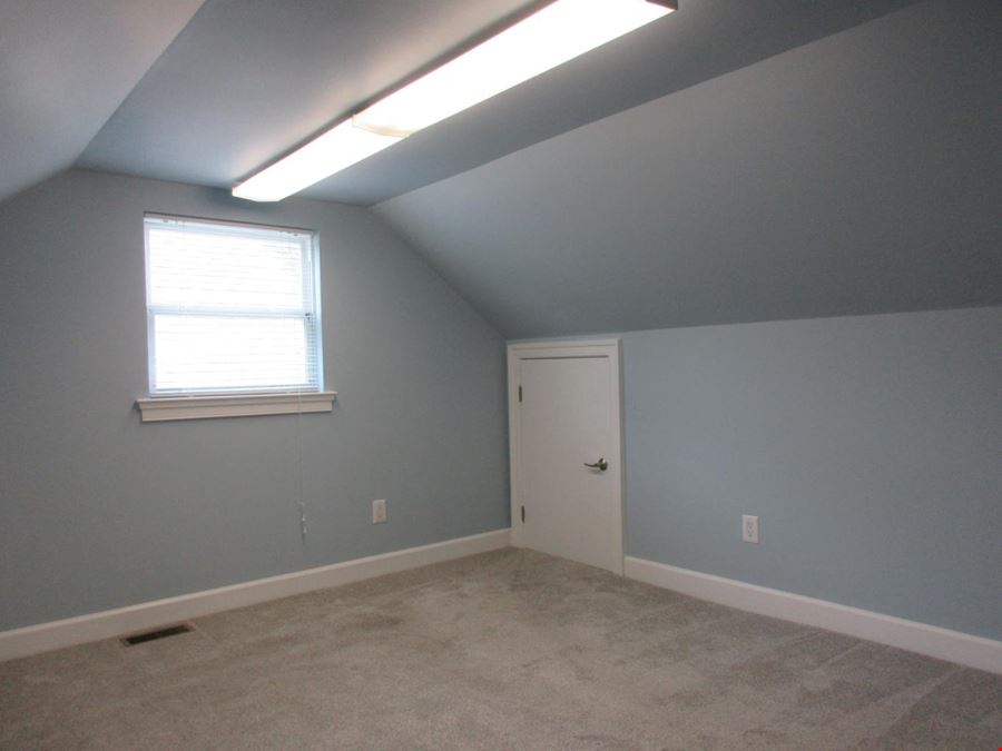 10 Stiles Ave