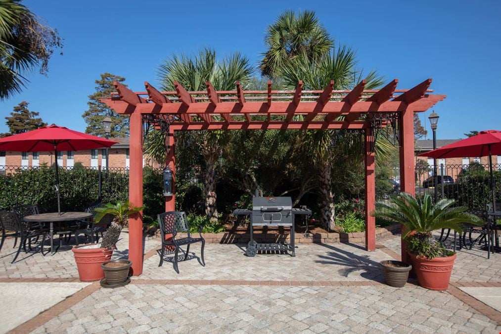 Gatehouse Apartments