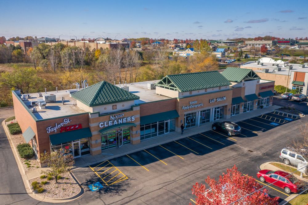 Huntley Retail Center
