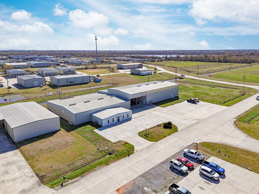 Office / Warehouse with Crane and Laydown Yard