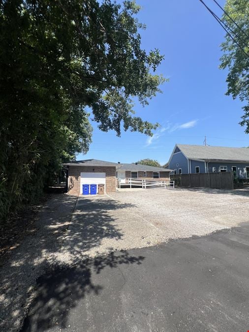 537 Folly Road