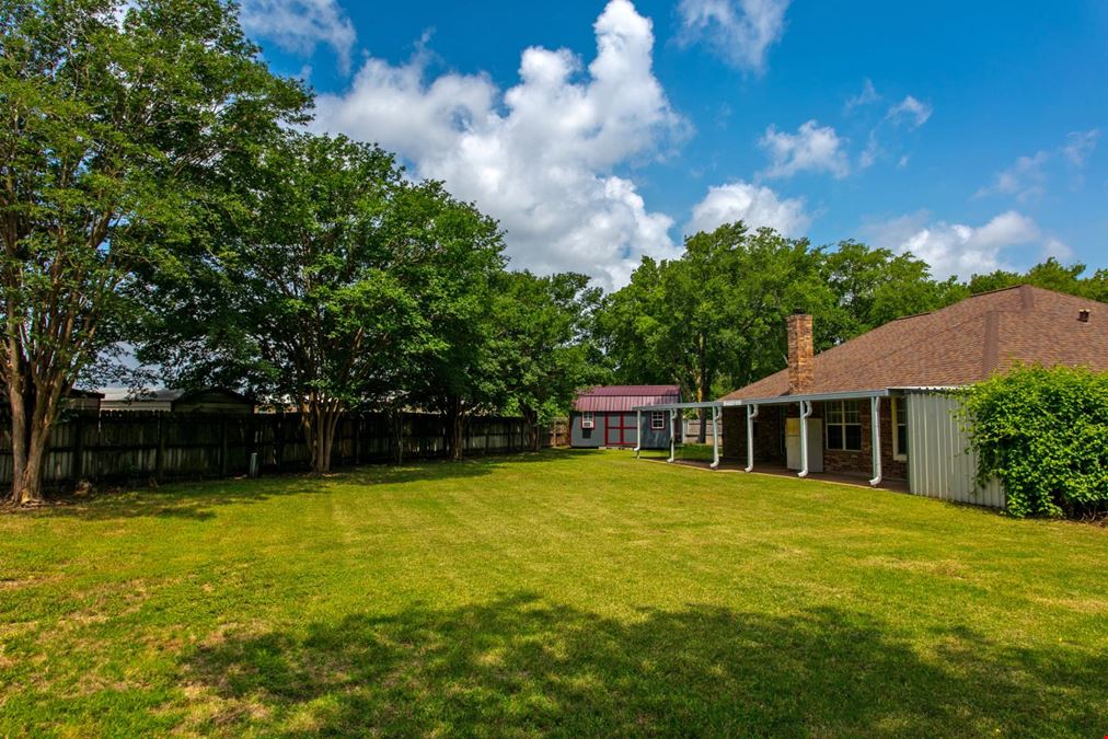 2600 Greenberry Circle