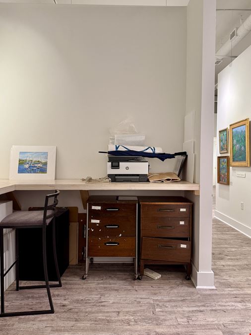 22 Campbell Ave Retail Space