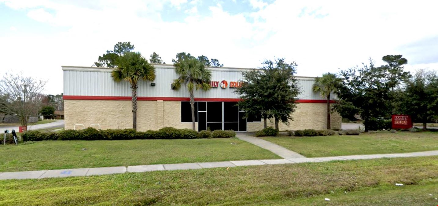 3166 CR 220 - Office/Retail Small Box Bldg