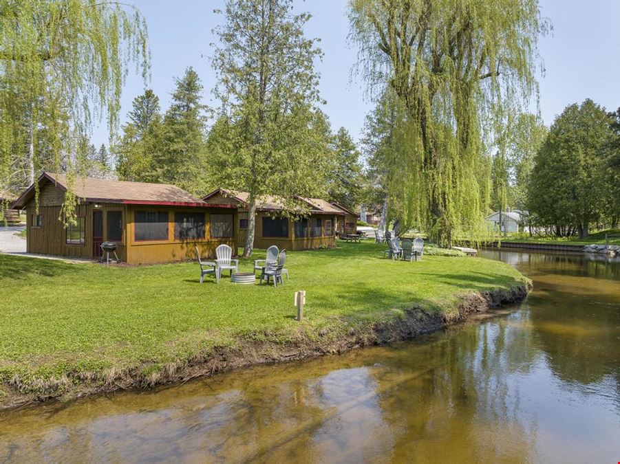 Reed's On The River - Cabin 2