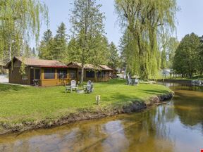 Reed's On The River - Cabin 2