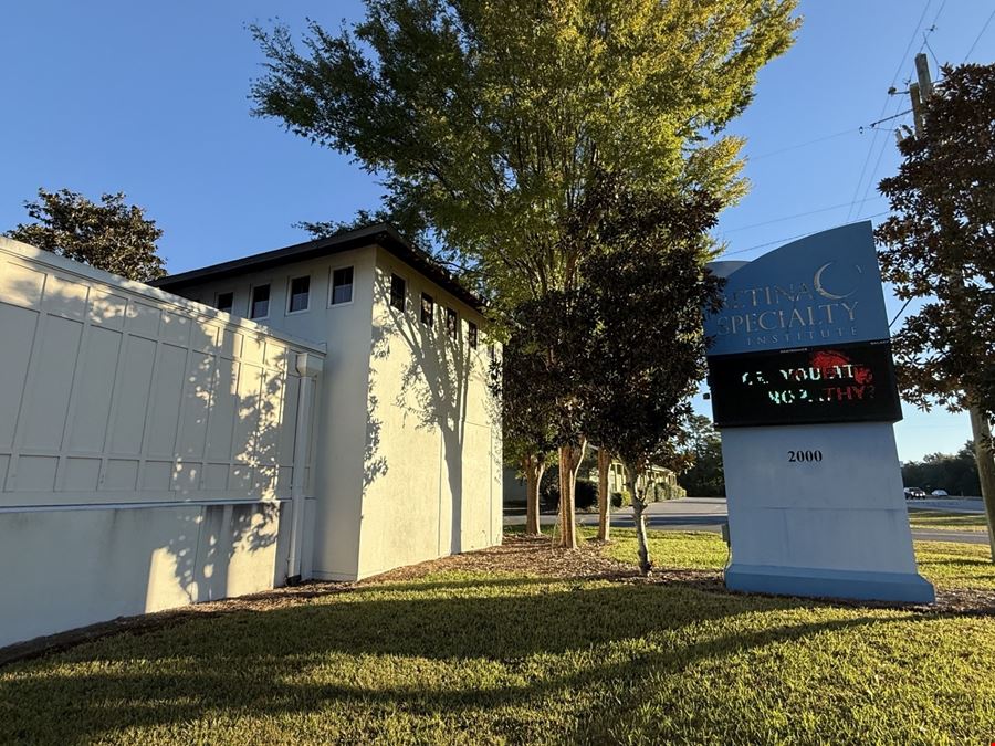 2000 Lewis Turner Blvd
